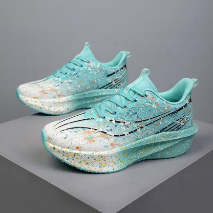 Lichtempfindliche Sneaker mit Spritzmuster