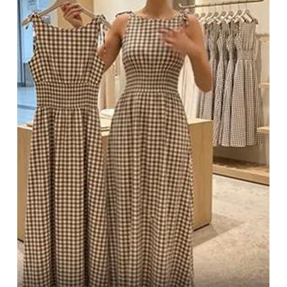 ☀️🔥Damen Retro Gingham Maxikleid mit Smok-Oberteil und Trägern