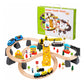 Elektrisches Holzeisenbahn-Schienen-Spielzeugset mit Brücken & Landschaft